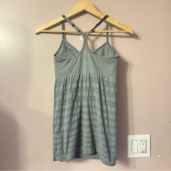Lululemon Ebb & Flow Tank Heathered Dark Classic Sport Grey Women Size 6 - Picture 6 of 10